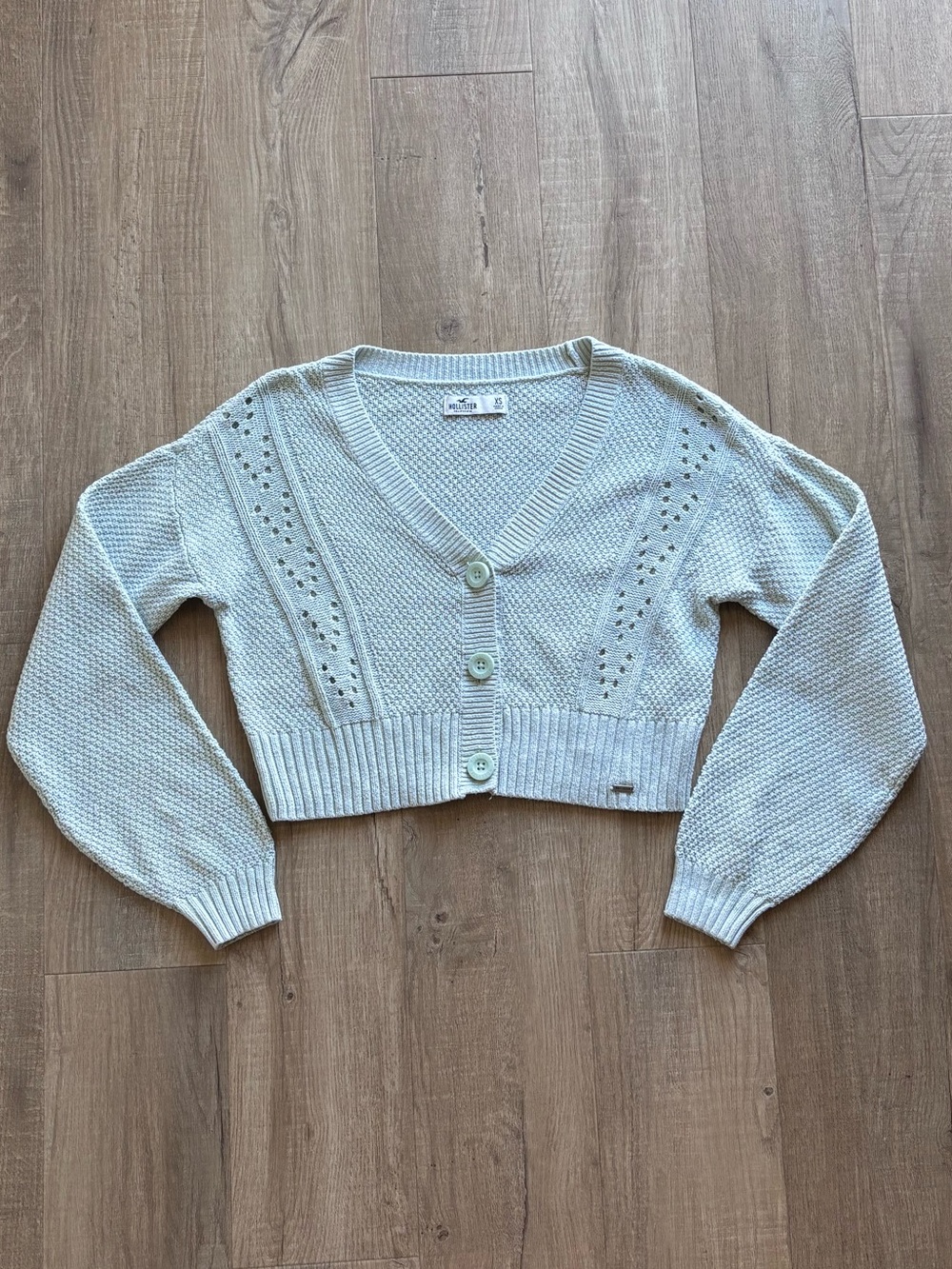 Hollister Cropped Knit Longsleeve Cardigan - FLAW!